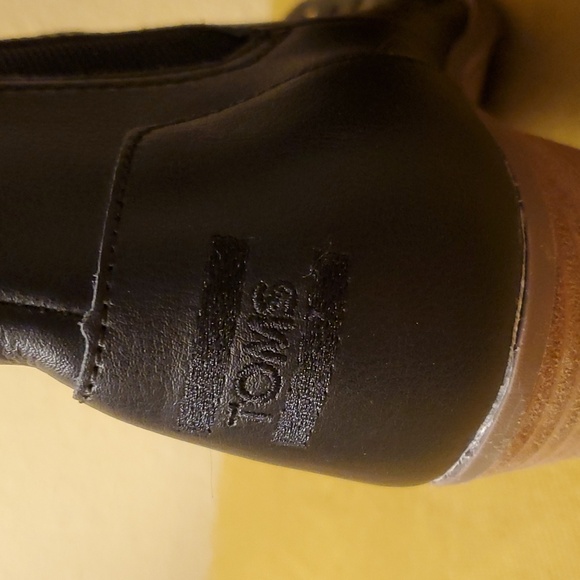 9.5 Toms Majorca Black Ankle Booties style #301214 - Picture 5 of 10